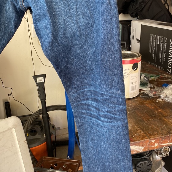 AG Adriano Goldschmied slim straight jeans EUC - Picture 10 of 11